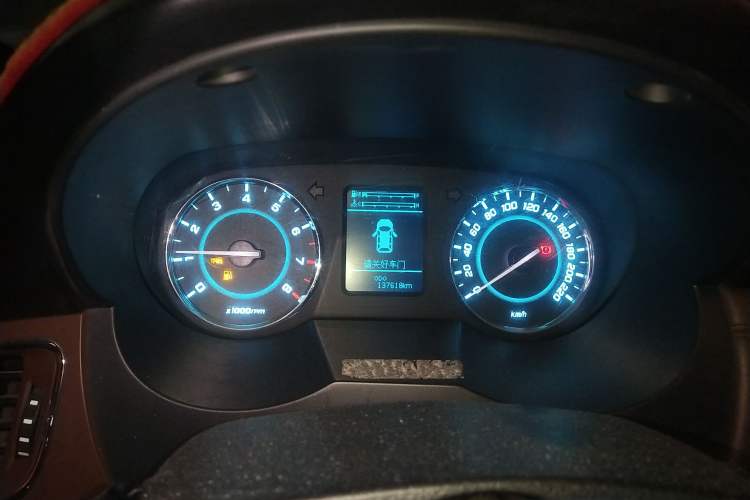 Used JAC Group Refine M5 2016 2.0T Gasoline Manual Business Edition