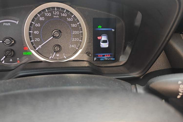 Used Toyota Corolla 2021 Dual-Motor 1.8L E-CVT Elite Edition Odometer Close Up