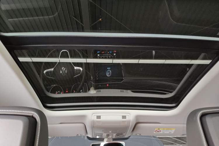 Used Volkswagen Magotan 2020 330TSI DSG Leading Model Headliner