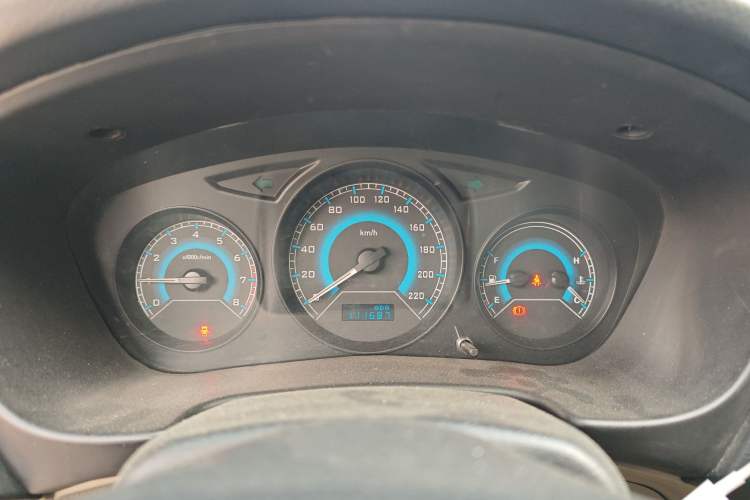 Used Soueast V3 Lingyue 2015 1.5L Manual Happiness Edition Instrument Cluster