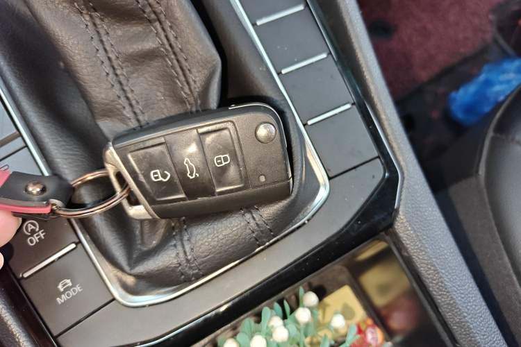 Used Volkswagen Sagitar 2019 280TSI DSG Comfort Version China VI Standard Vehicle Key