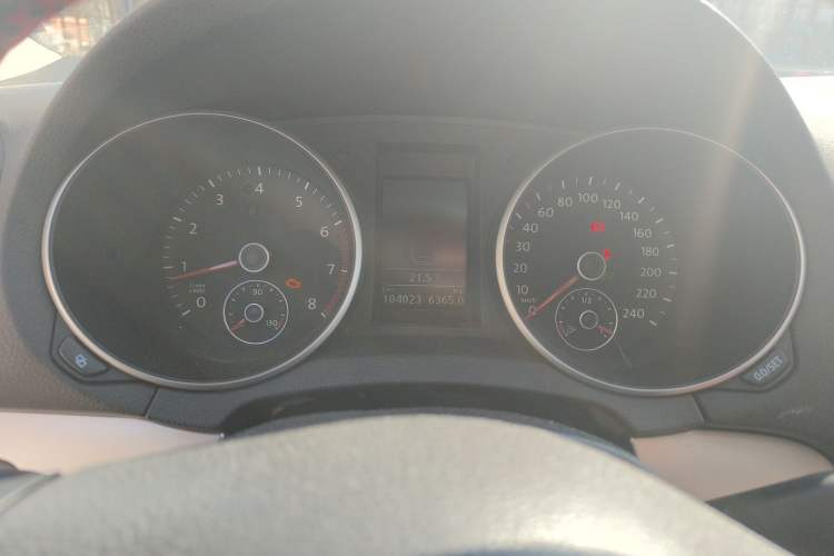 Used Volkswagen Golf 2010 1.4 TSI Automatic Luxury Model Instrument Cluster