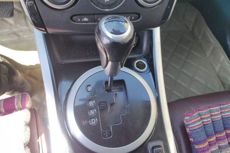 Used Mazda CX-7 2010 2.5L Luxury Edition Gear Lever