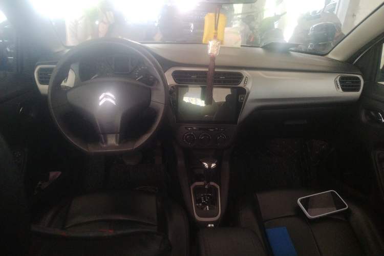 Used Citroen Elysee 2016 1.6L Automatic Fashion Model Center Console