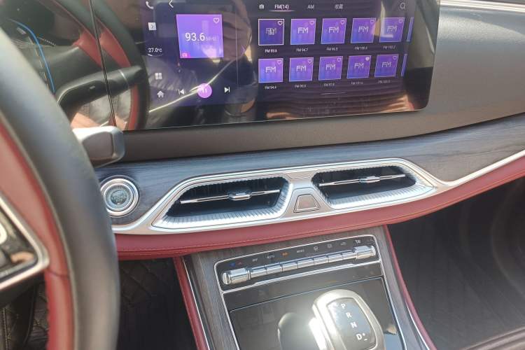 Used Dongfeng Fengon 580 2022 1.5T Automatic Enjoyment Model Audio And AC Panel