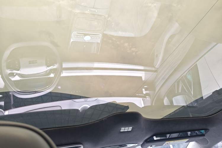 Used Geely Galaxy E8 2025 700 km Long-Range Intelligent Driving Version
