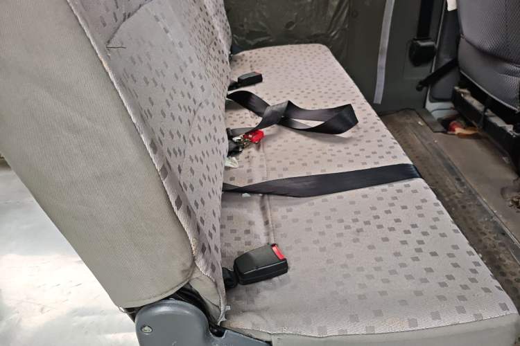 Used Iveco Power Daily 2013 2.8T-A32 Express Version Left Rear Seat