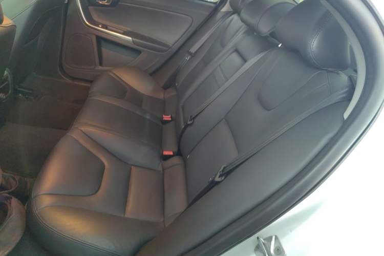 Used Volvo S60 2019 S60L T5 Smart Range Edition
