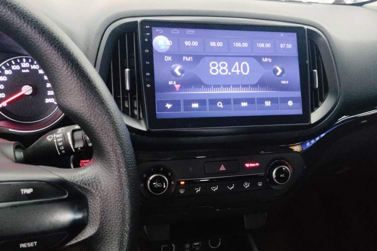 Used Kia KX3 2015 1.6L Automatic Two-Wheel Drive DLX Audio And AC Panel