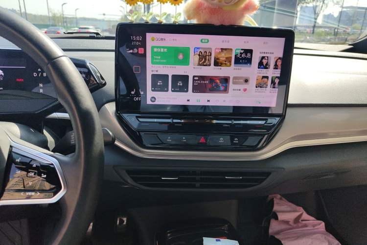 Used Volkswagen ID.4 CROZZ 2022 Long-Range PRO Edition Audio And AC Panel