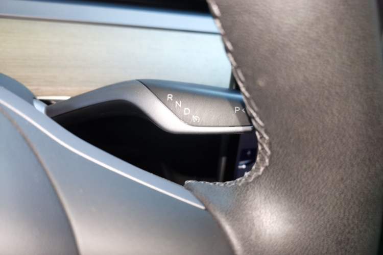 Used Tesla Model Y 2022 Rear-Wheel-Drive Version