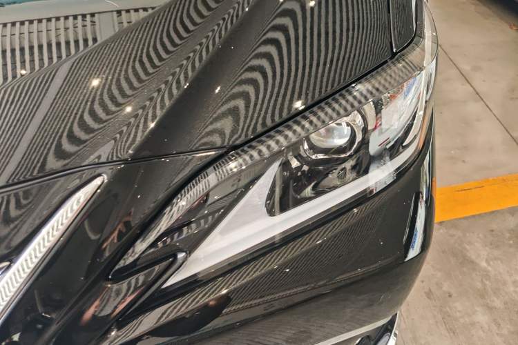 Used Lexus ES 2023 200 Excellence Edition