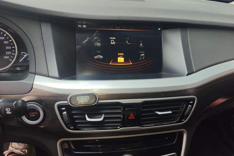 Used Geely Auto Emgrand GT 2017 1.8T Luxury Model Audio And AC Panel