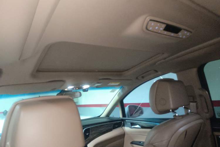 Used Buick GL8 2017 ES 28T Luxury Model China V Standard Headliner