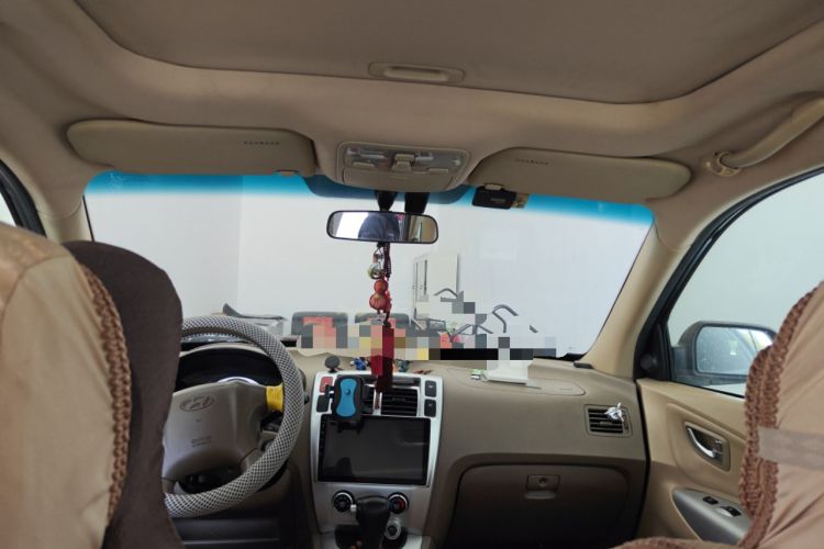 Used Hyundai Tucson 2009 2.0L Automatic Two-Wheel Drive with Sunroof