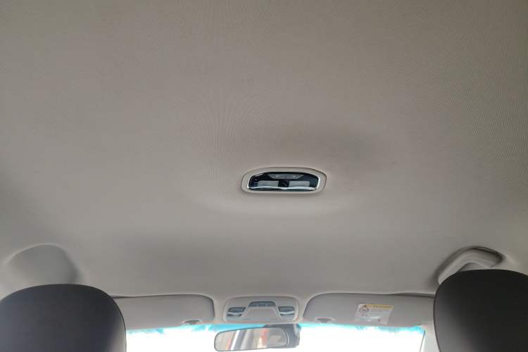 Used Geely Auto Emgrand 2019 Leading Edition 1.5L Manual Luxury Model China VI Standard
