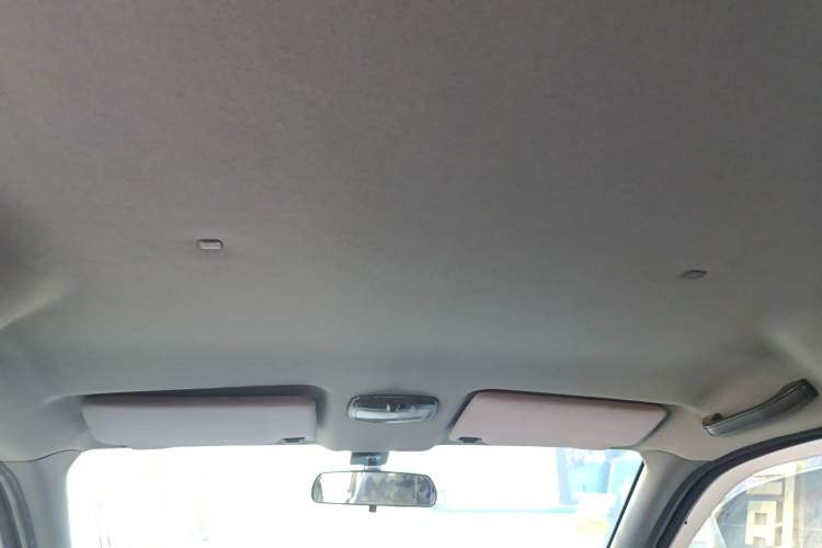 Used Dongfeng Shuaike 2011 1.6L Manual Comfort 7-Seater
