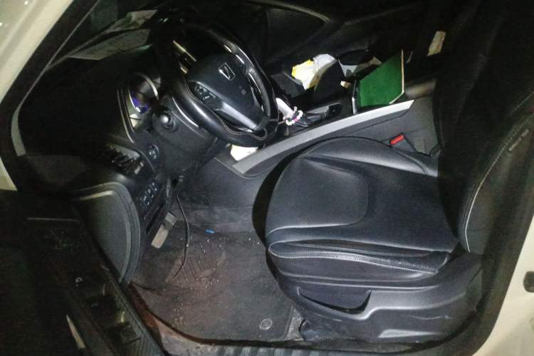 Used Luxgen U6 SUV 2014 2.0T ZhiZun Model