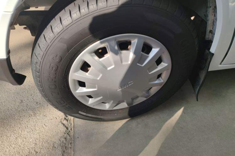 Used JMC Transit 2017 2.8T Commercial Version Short Wheelbase Mid-Roof 6/7/8-Seater JX493
