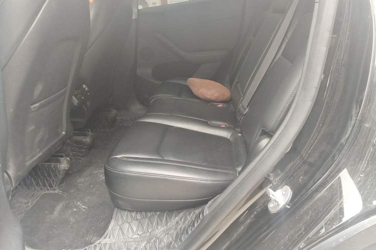 Used Tesla Model Y 2022 Revised Version Rear-Wheel Drive Left Rear Seat