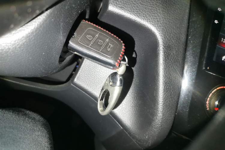 Used Nissan Qashqai 2016 1.2T CVT Fashion Edition Vehicle Key