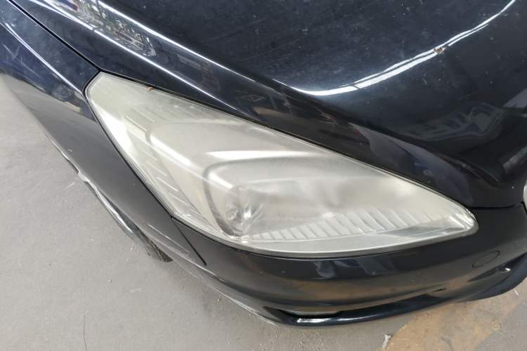 Used Peugeot 508 2013 2.0L 2nd Anniversary Edition with Automatic Sunroof – Classic Version Right Front Headlight