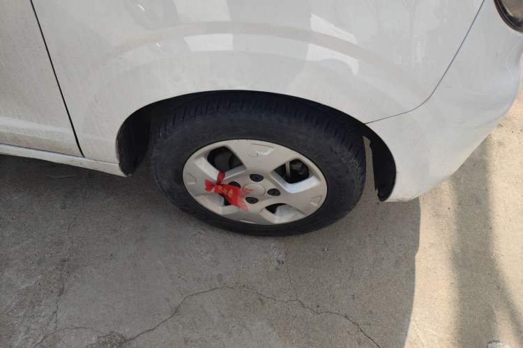 Used Roewe Clever 2021 302 km New Four-Seater Super-Efficient Version
