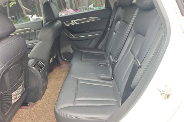 Used Haval H6 Coupe 2015 Blue-Label Facelift 2.0T Manual Two-Wheel Drive Urban Version