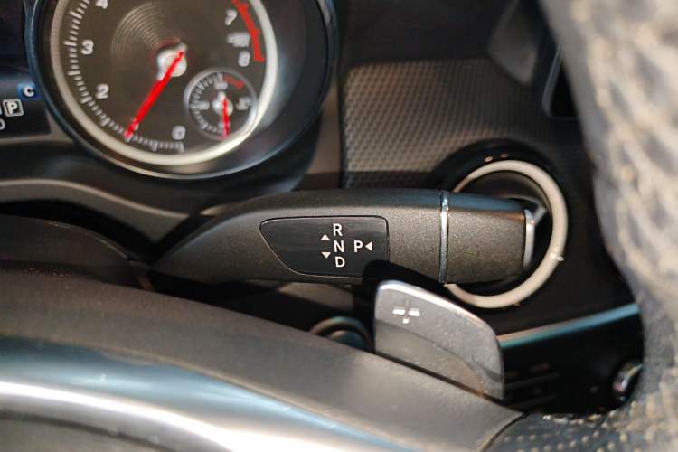 Used Mercedes-Benz GLA 2019 GLA 200 Dynamic Edition Gear Lever