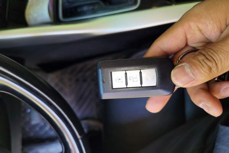 Used Mitsubishi Eclipse Cross 2021 1.5T CVT Four-Wheel Drive Passion Edition Vehicle Key