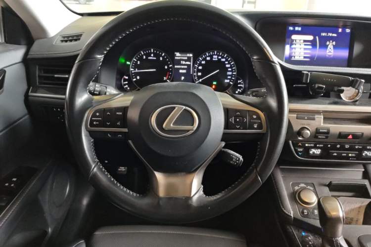 Used Lexus ES 2015 200 Elite Edition

