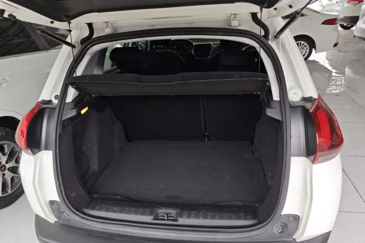 Used Peugeot 2008 2014 1.6L Automatic Fashion Edition
