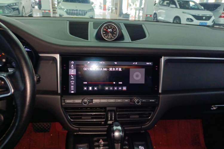 Used Porsche Macan 2018 Macan 2.0T