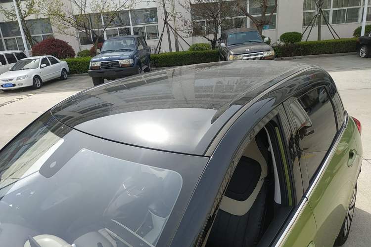 Used Wuling Bingo 2023 333 km Lingxi Connected+ Version Roof