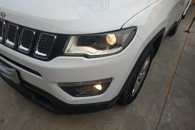 Used Jeep Compass 2019 220T Automatic Enjoyment Version
