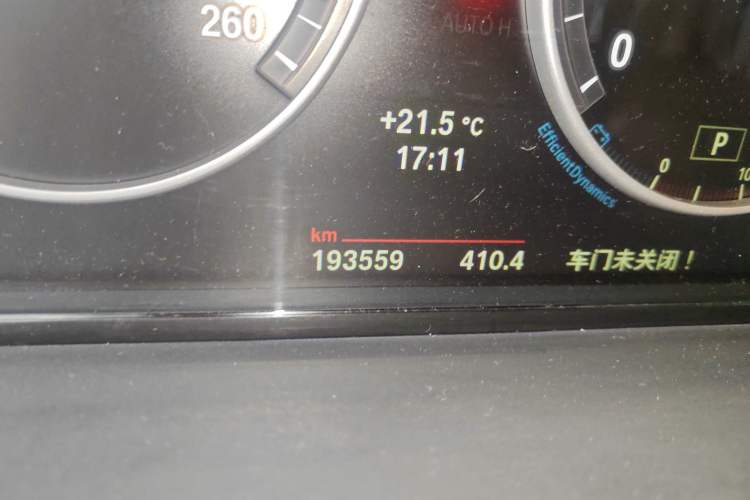 Used BMW 5 Series 2014 525Li Luxury Design Package
