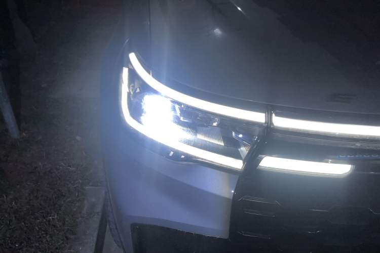 Used Ford Explorer 2023 EcoBoost 285 Kunlun Peak Edition 6-Seater