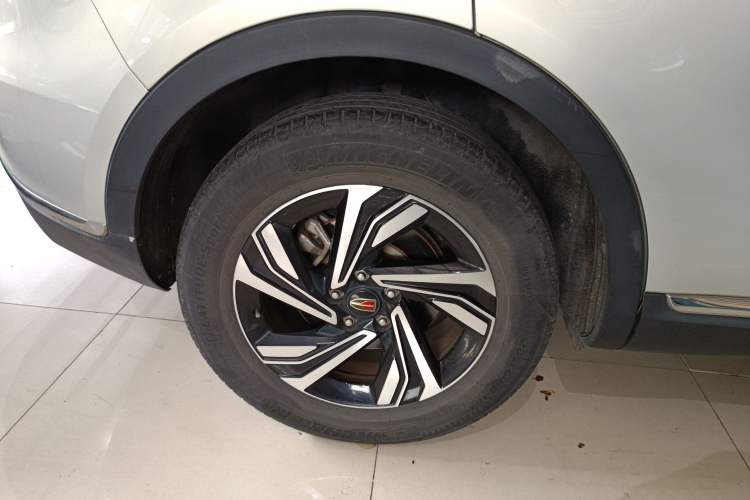 Used Hongqi HS5 2022 Revised Version 2.0T Smart Connect Flagship Edition
