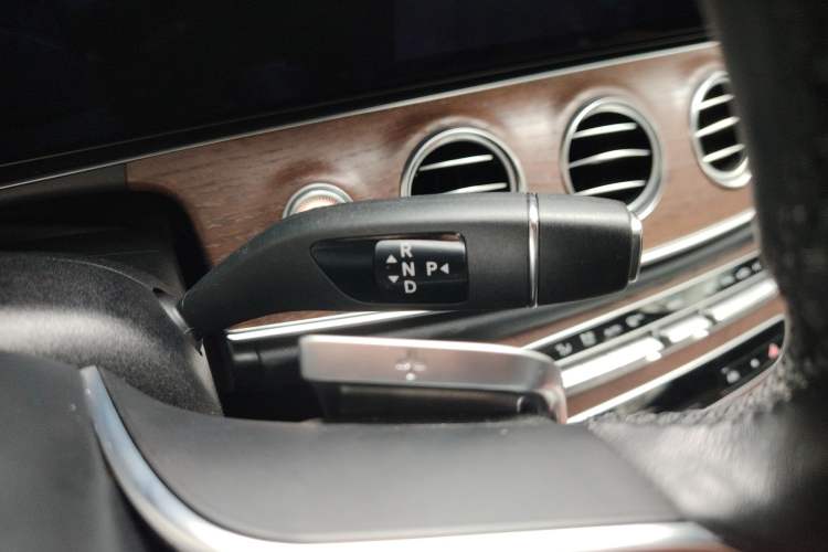 Used Mercedes-Benz E-Class 2023 E 260 L