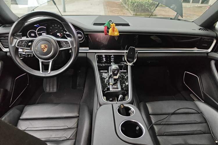 Used Porsche Panamera 2019 Panamera 2.9T
