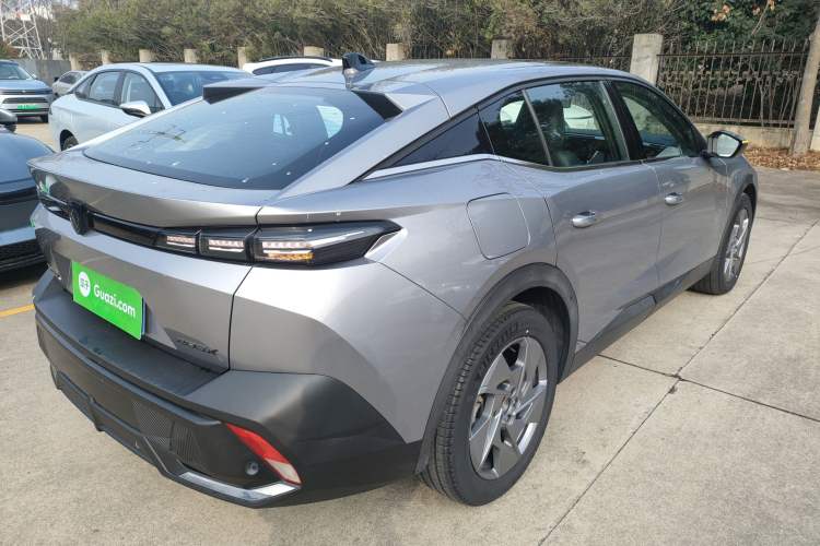 Used Peugeot 408X 2023 Gravity Edition
