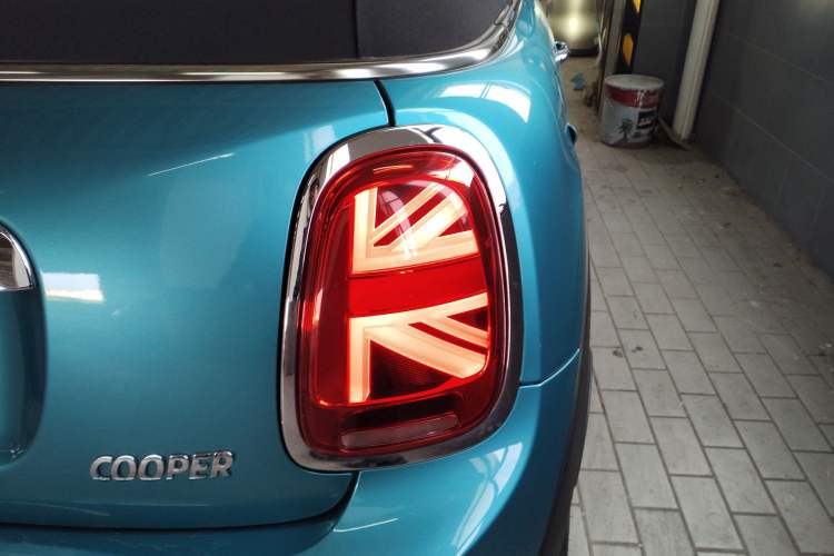 Used MINI MINI 2019 1.5T COOPER CABRIO Temptation Edition
