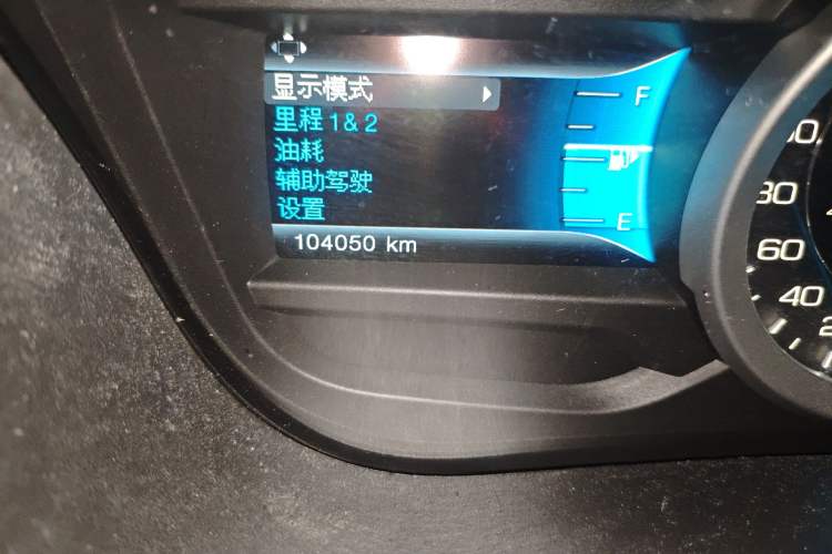 Used Ford Explorer 2013 3.5L Deluxe Model
