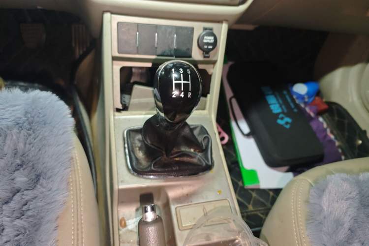 Used Geely Auto Classic Emgrand 2010 Hatchback 1.5L Manual Comfort Edition