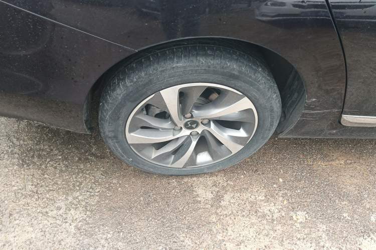 Used DS 5LS 2015 1.6T Elegant Edition THP160
