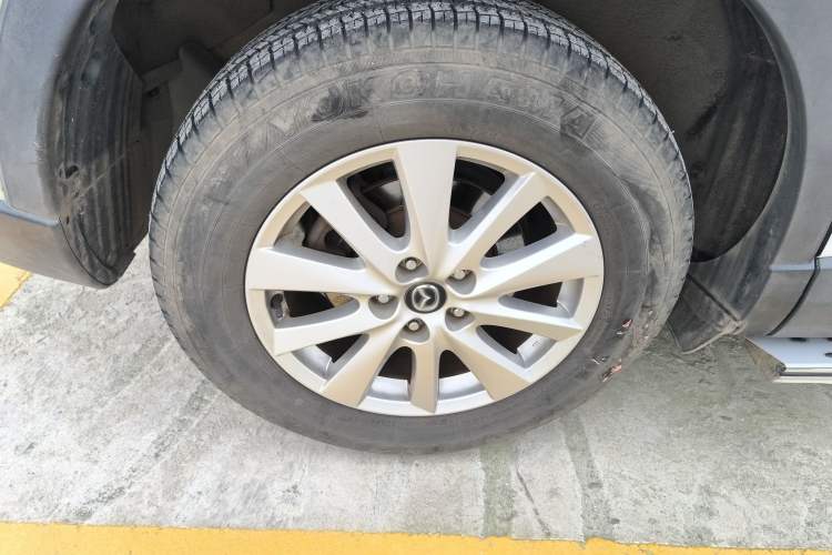 Used Mazda CX-5 2014 2.0L Automatic Two-Wheel Drive Urban Version Right Rear Wheel Hub