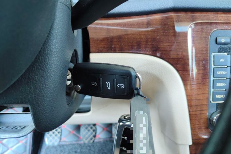 Used Volkswagen Lavida 2013 1.4TSI Manual Comfort Edition