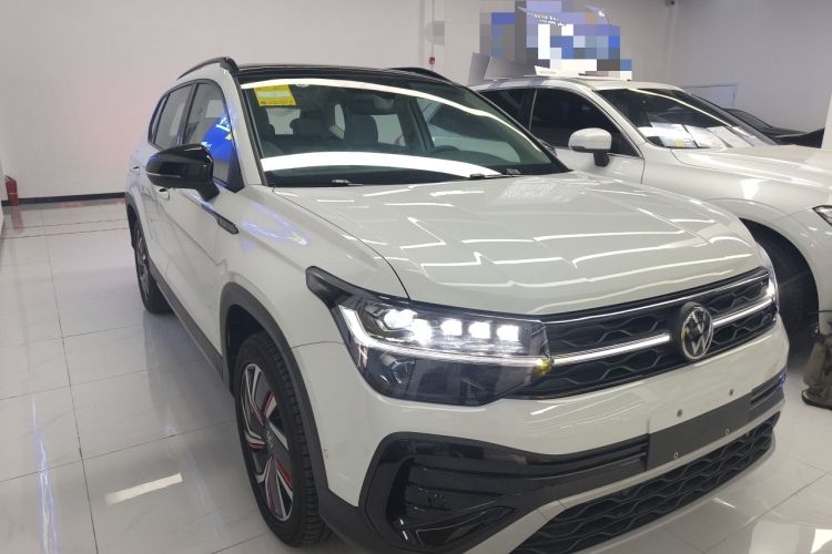 Used Volkswagen Tharu 2024 300TSI Two-Wheel-Drive Moon Luxury Edition Front Right 45 Deg