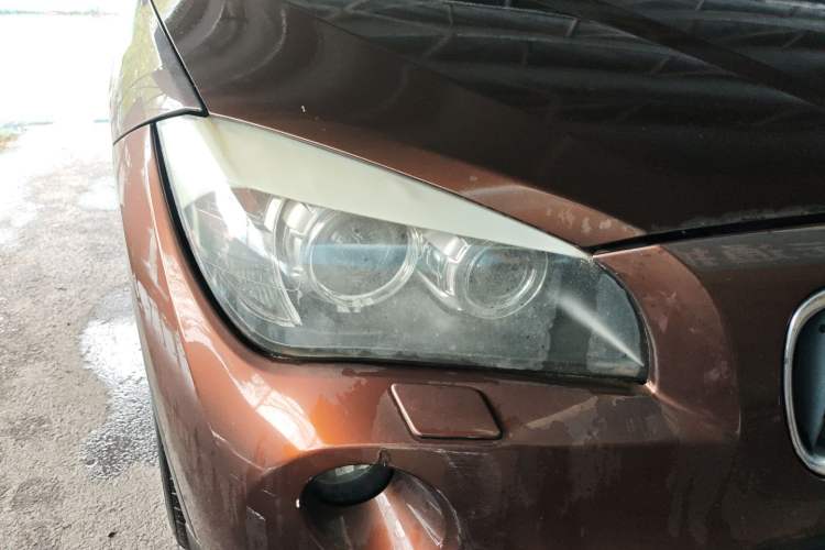 Used BMW X1 2012 sDrive18i Luxury Model Right Front Headlight