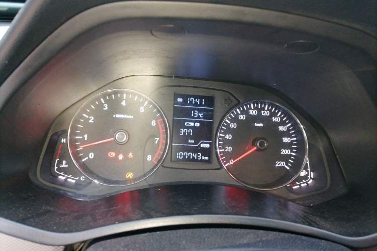 Used FAW Senya R7 2017 1.6L Manual Comfort Model
